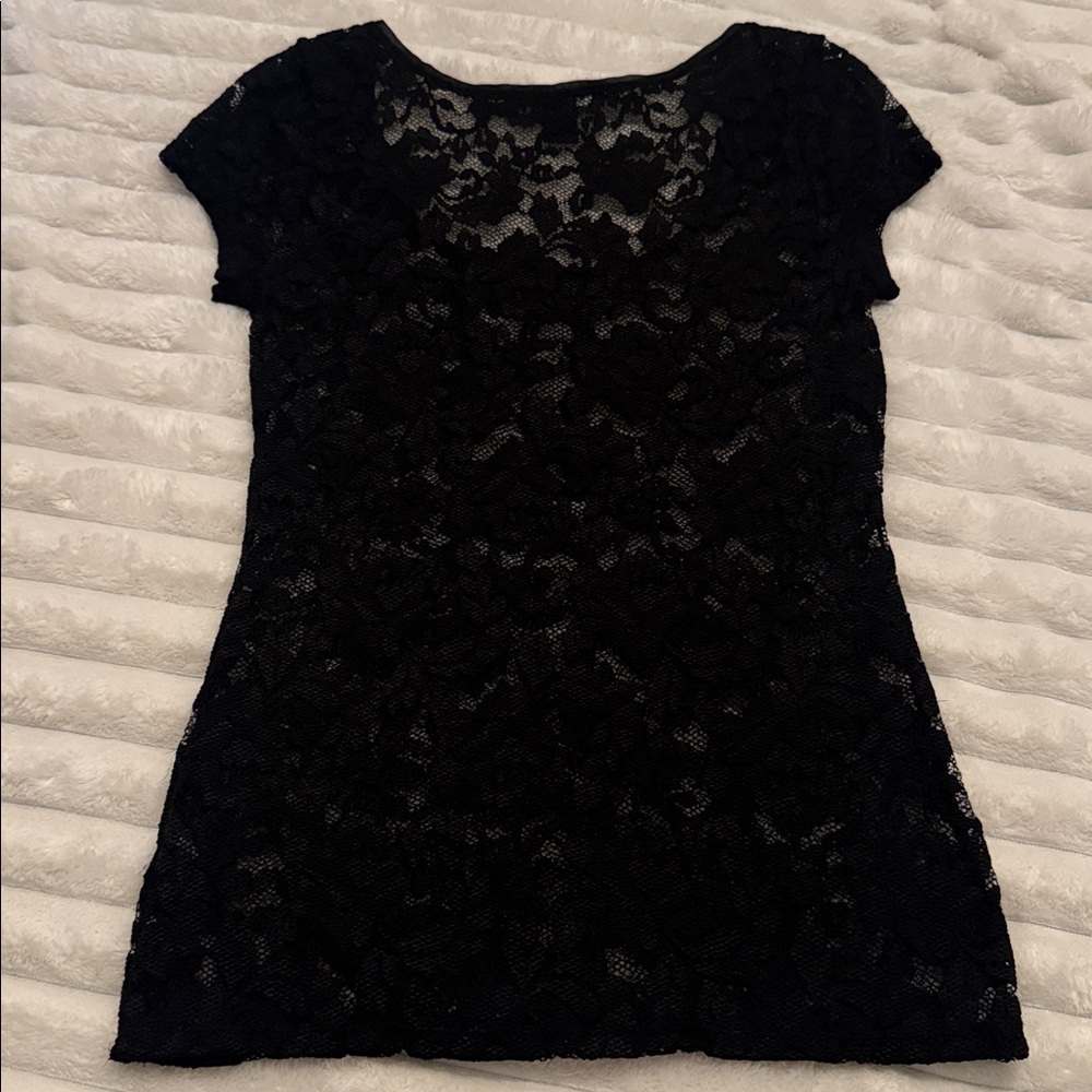 White House Black Market Black Lace Top XS Sheer Floral Short Sleeve Blouse - Picture 3 of 3